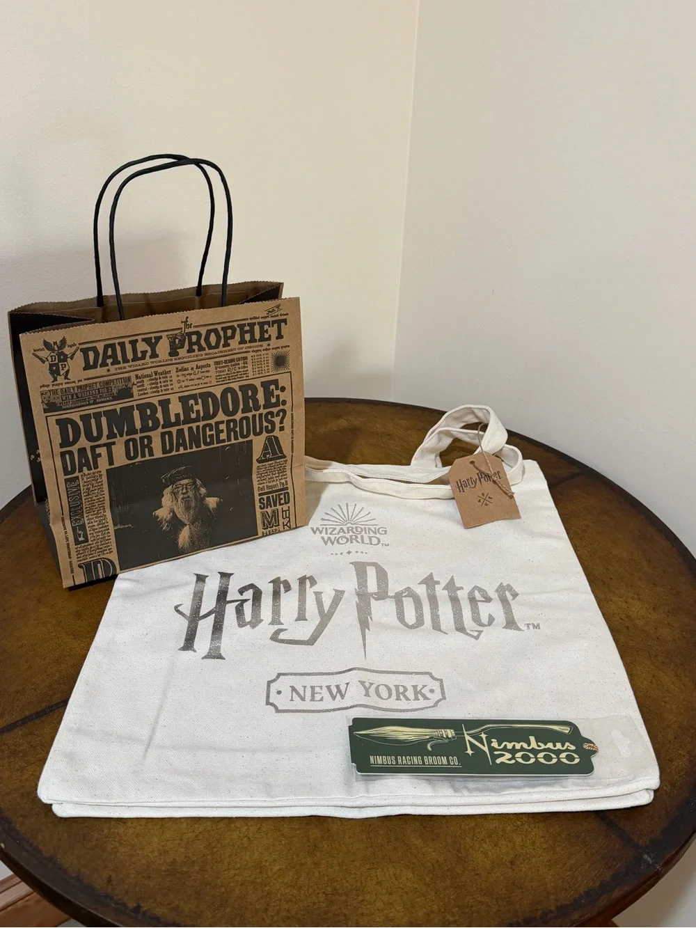 NEW HARRY POTTER SHOP NEW YORK CITY TOTE BAG, BAG & BOOKMARK